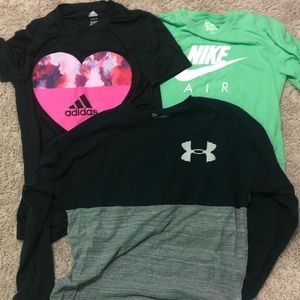 3 Tshirts all size L YOUTH